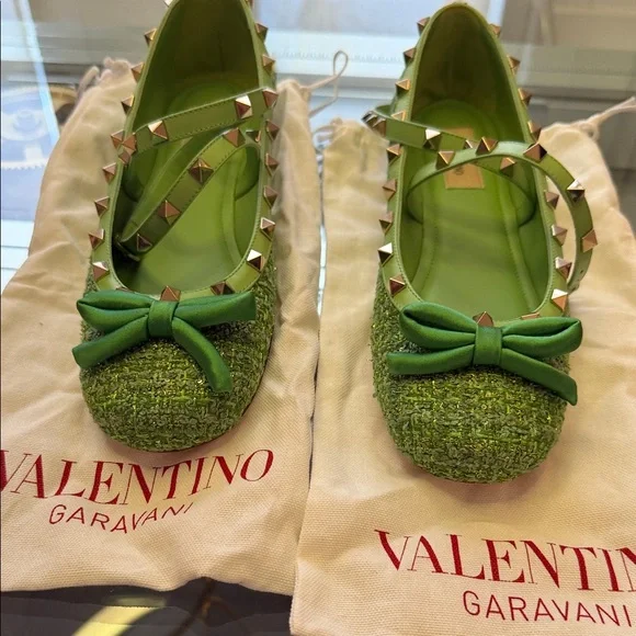 VALENTINO GARAVANI
Rockstud tweed lamé ballet flats - Picture 1 of 9